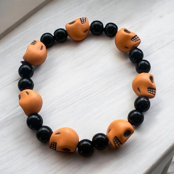 Skull Beaded Stretchable Bracelets - Picture 3 of 4